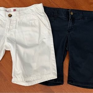 2 pairs shorts (SO)